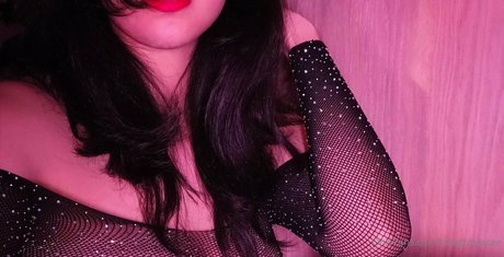 Naakte gelekte OnlyFans-foto van Naughtylacee