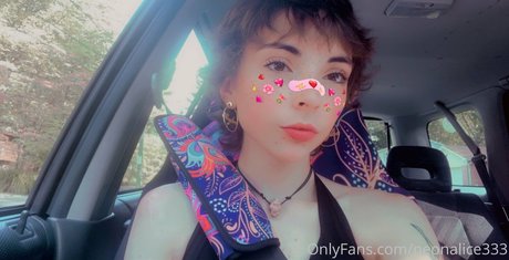 Neonalice333