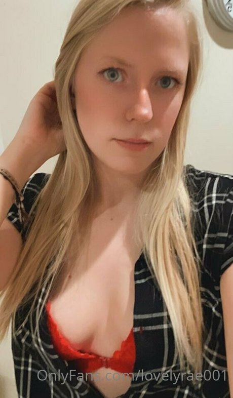 Lovelyrae001