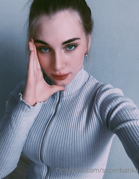 Naakte gelekte OnlyFans-foto van Superbanka