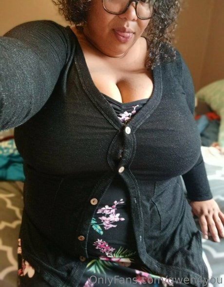 Naakte gelekte OnlyFans-foto van Gwen4you