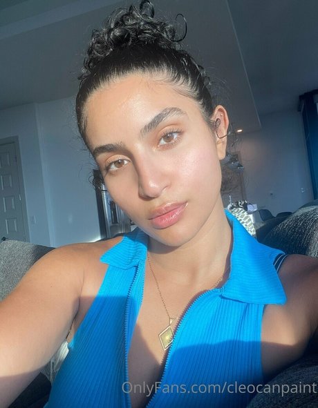 Naakte gelekte OnlyFans-foto van Cleopatracanpaint