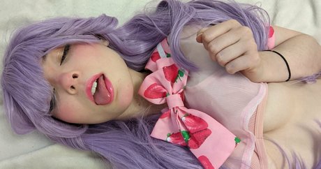 Naakte gelekte OnlyFans-foto van Ellepastellefree
