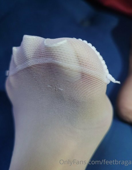 Naakte gelekte OnlyFans-foto van Feet Braga