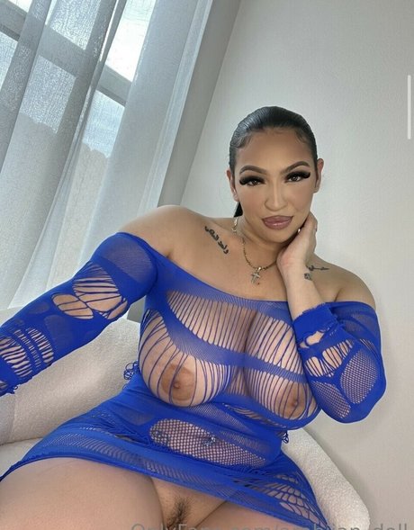 Naakte gelekte OnlyFans-foto van Arabiiandoll