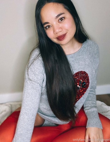 Naakte gelekte OnlyFans-foto van Kellyangel
