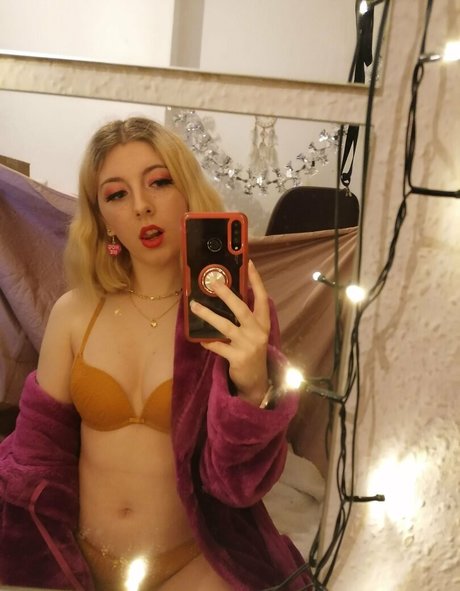 Naakte gelekte OnlyFans-foto van Bbywho