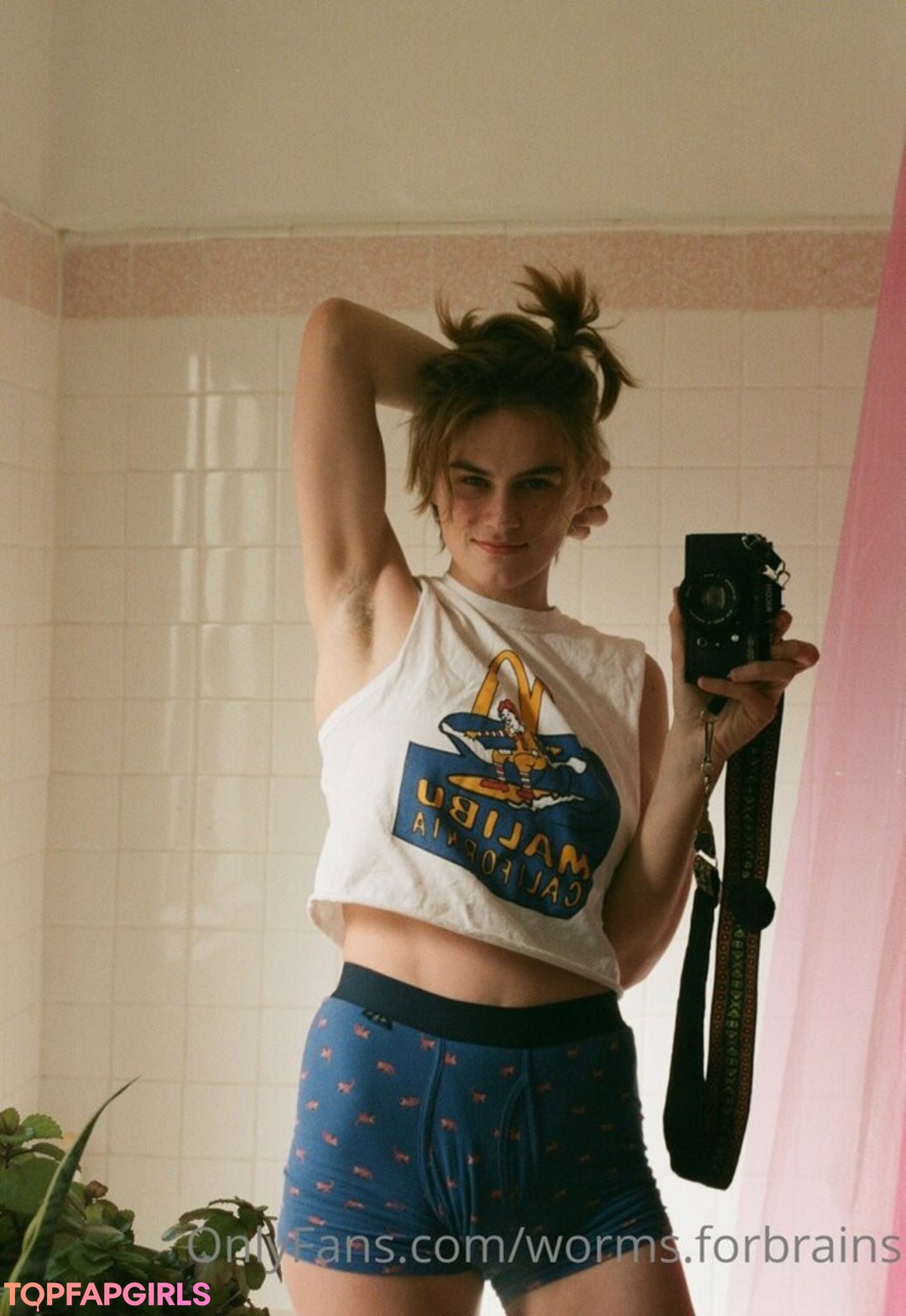 Naakte gelekte OnlyFans-foto van Wormsforbrains #20 Naakte gelekte OnlyFans-foto van Wormsforbrains #20