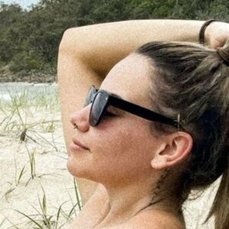 Naakte gelekte OnlyFans-foto van Tiyanaunfiltered