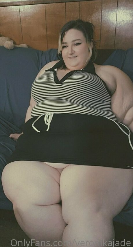 Naakte gelekte OnlyFans-foto van Veronikajade