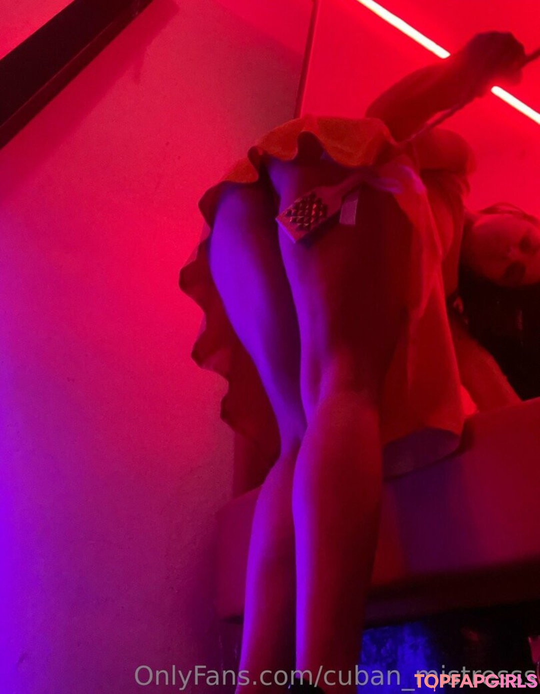 Naakte gelekte OnlyFans-foto van Cubanmistresss #6 Naakte gelekte OnlyFans-foto van Cubanmistresss #6