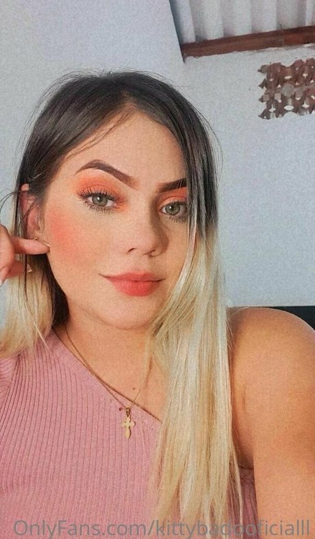 Naakte gelekte OnlyFans-foto van Kittybadooficialll