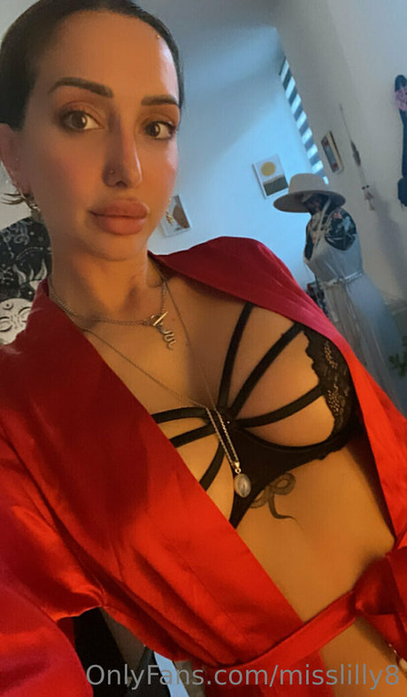 Misslilly8