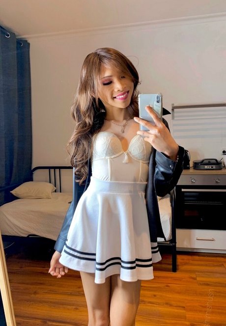 Naakte gelekte OnlyFans-foto van Sashimishush