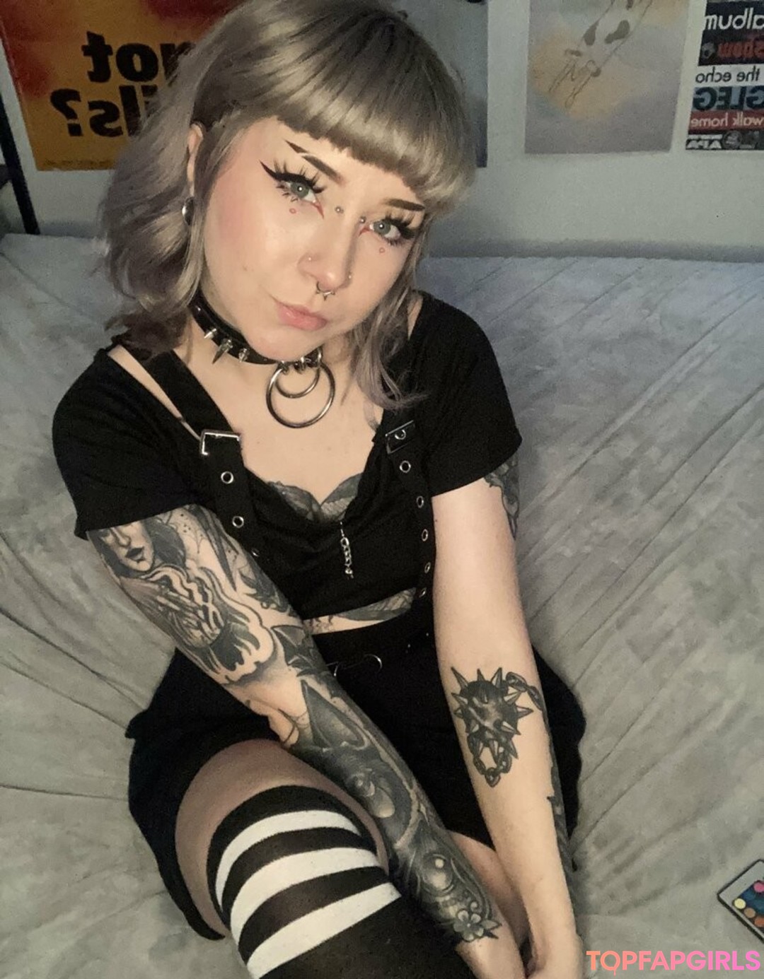 Naakte gelekte OnlyFans-foto van Vexcherry #268 Naakte gelekte OnlyFans-foto van Vexcherry #268