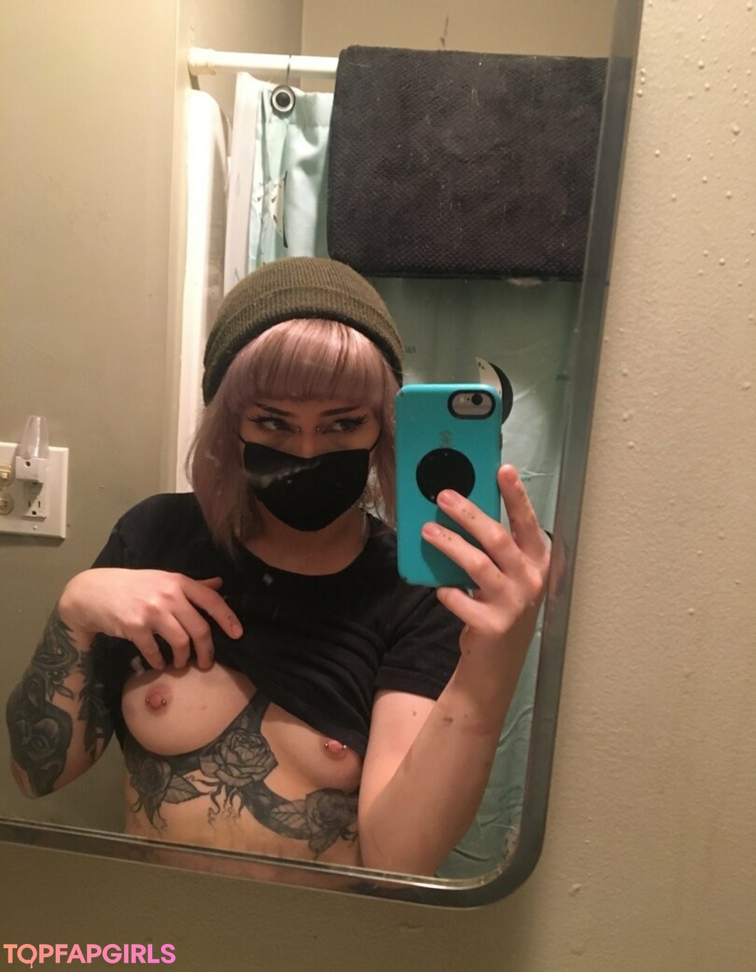 Naakte gelekte OnlyFans-foto van Vexcherry #27 Naakte gelekte OnlyFans-foto van Vexcherry #27