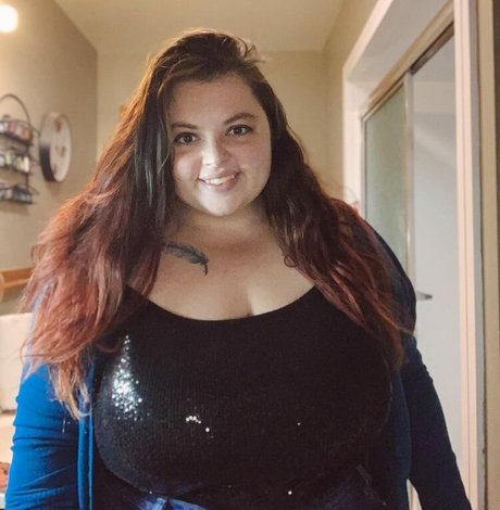 Naakte gelekte OnlyFans-foto van Ahitsnatalie
