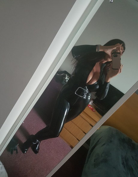 Sexyemmabutt