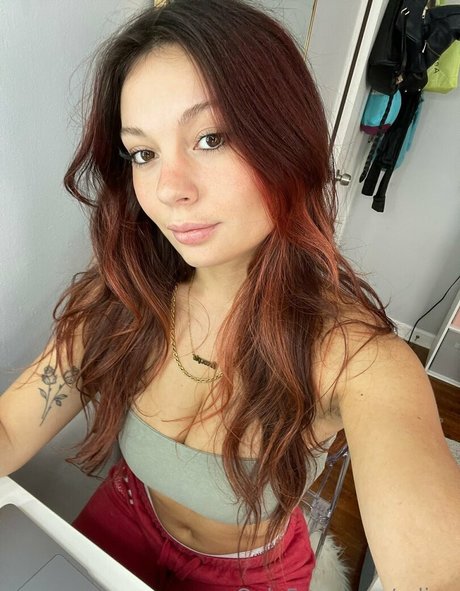 Naakte gelekte OnlyFans-foto van Ginevra Pintor