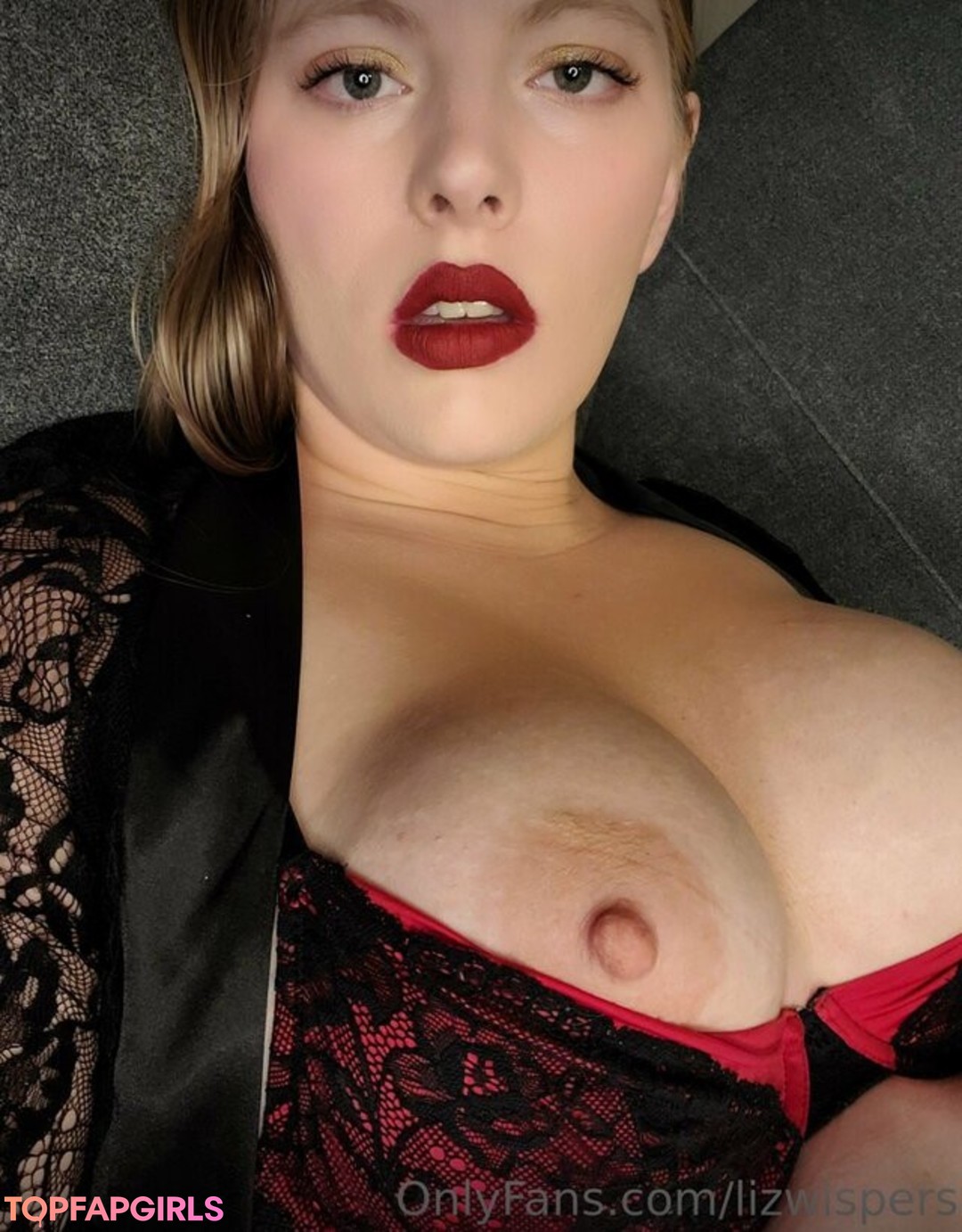 Naakte gelekte OnlyFans-foto van Liz Wispers Asmr #5 Naakte gelekte OnlyFans-foto van Liz Wispers Asmr #5
