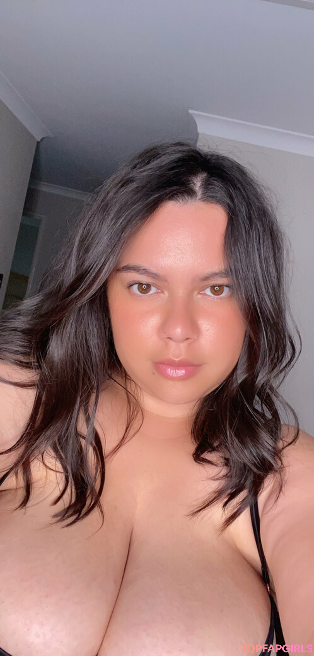 Naakte gelekte OnlyFans-foto van Nerdnugget #1004