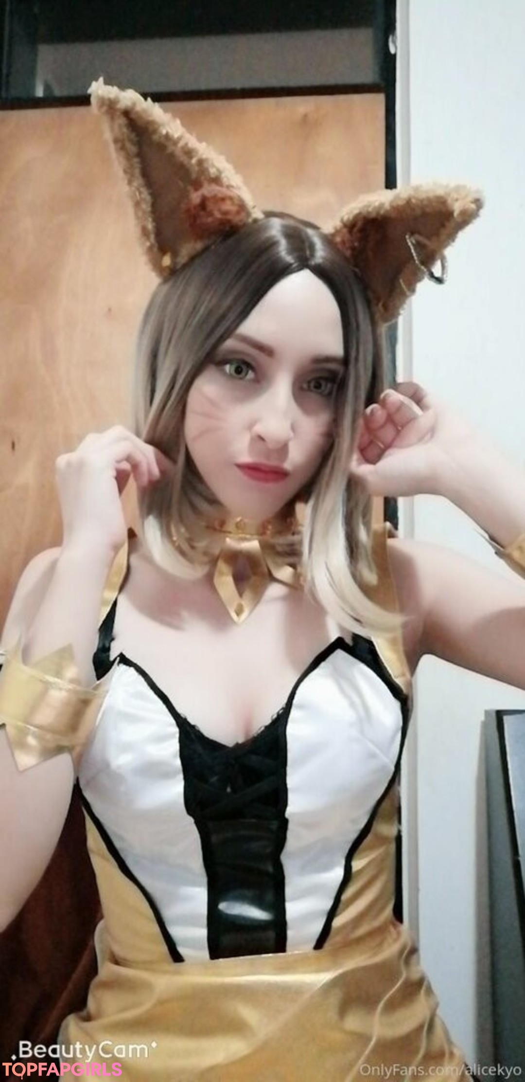 Naakte gelekte OnlyFans-foto van Alicekyo #29 Naakte gelekte OnlyFans-foto van Alicekyo #29