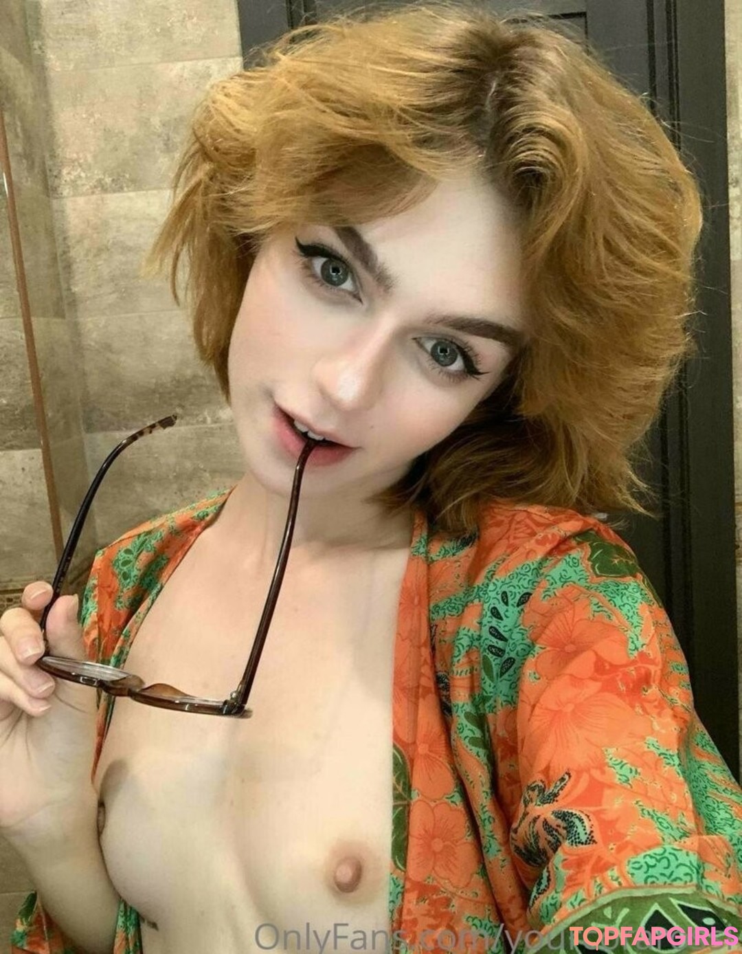 Naakte gelekte OnlyFans-foto van Corarossi #37 Naakte gelekte OnlyFans-foto van Corarossi #37