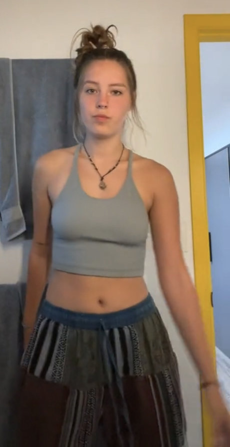 Peyton Coffee Naakte gelekte OnlyFans-foto van Peyton Coffee #159