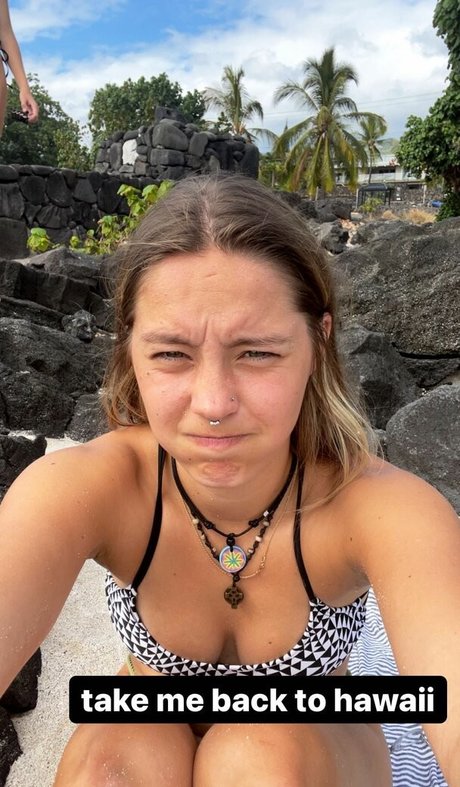 Peyton Coffee Naakte gelekte OnlyFans-foto van Peyton Coffee #19