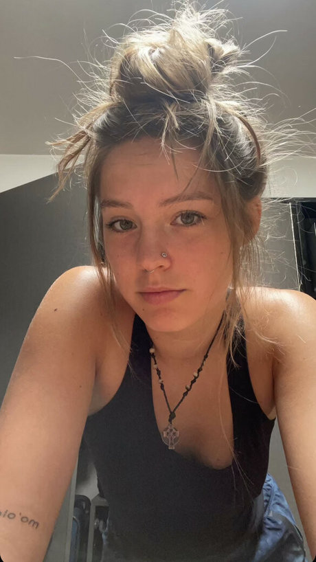 Peyton Coffee Naakte gelekte OnlyFans-foto van Peyton Coffee #63