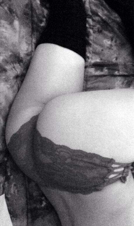 Naakte gelekte OnlyFans-foto van Silencedhippie