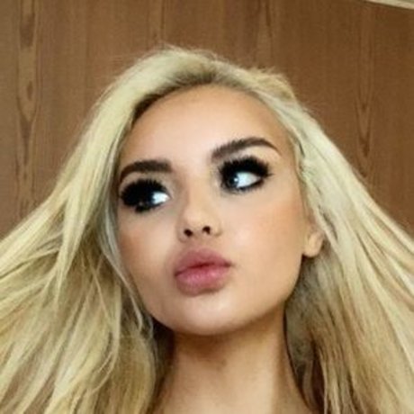 Naakte gelekte OnlyFans-foto van Bettina Marais