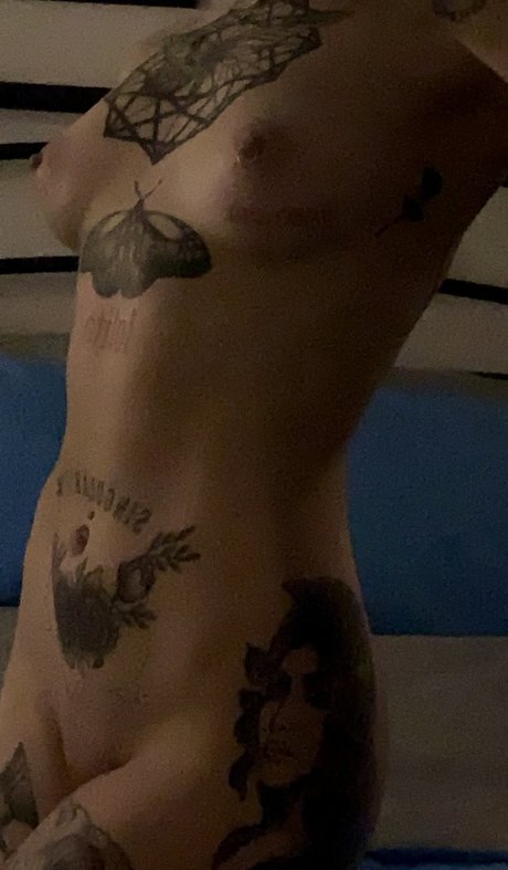Naakte gelekte OnlyFans-foto van Doga Tumer