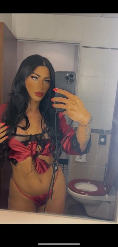 Alesandra Andrade
