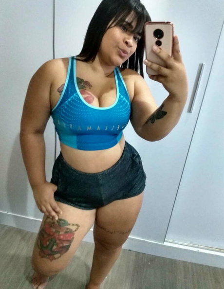 Naakte gelekte OnlyFans-foto van Endriely Barbosa