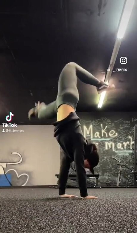 Naakte gelekte OnlyFans-foto van Jenners