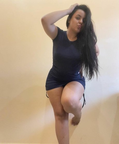 Naakte gelekte OnlyFans-foto van Nathalia Villalba