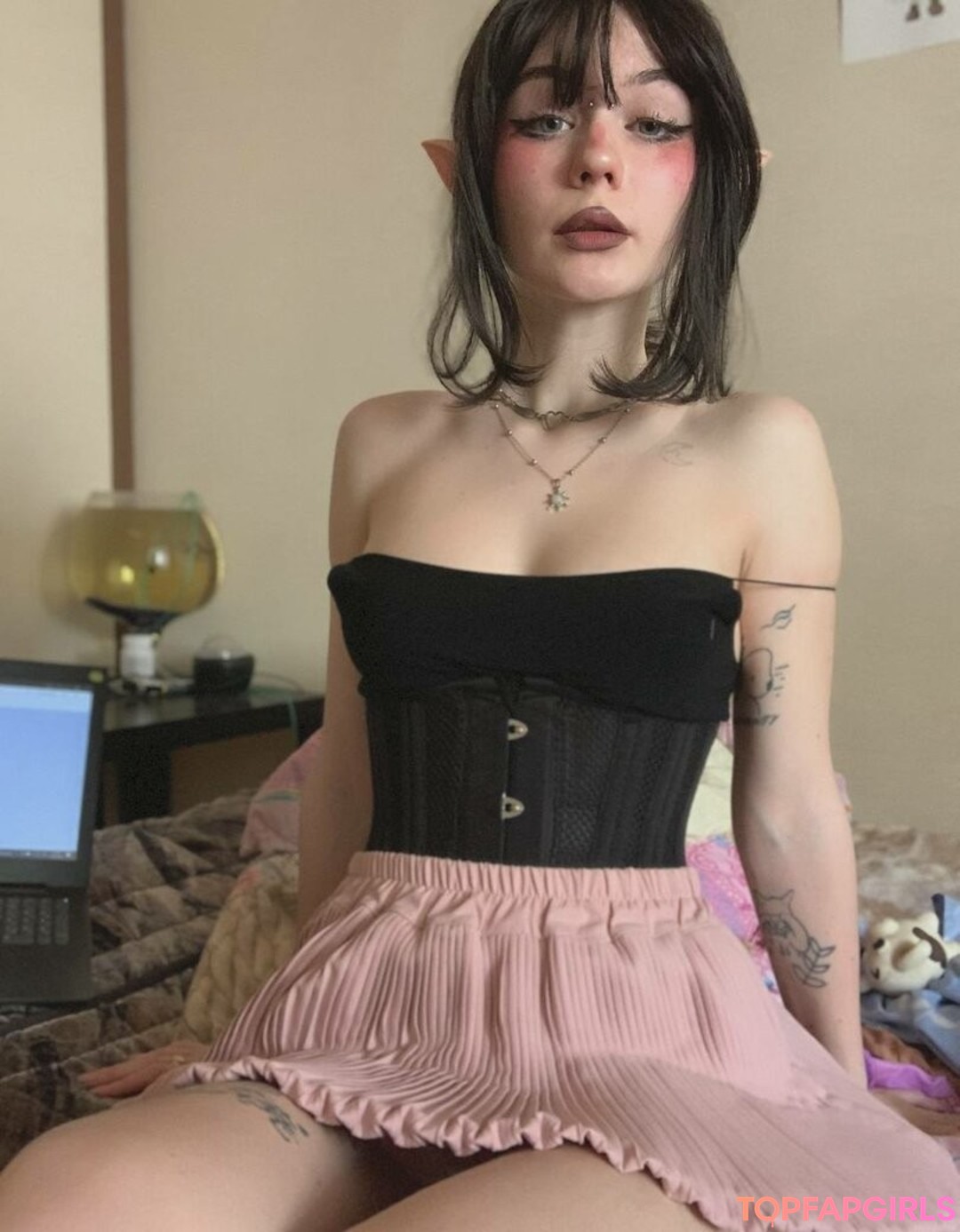 Naakte gelekte OnlyFans-foto van Fluffyfulafel #1134