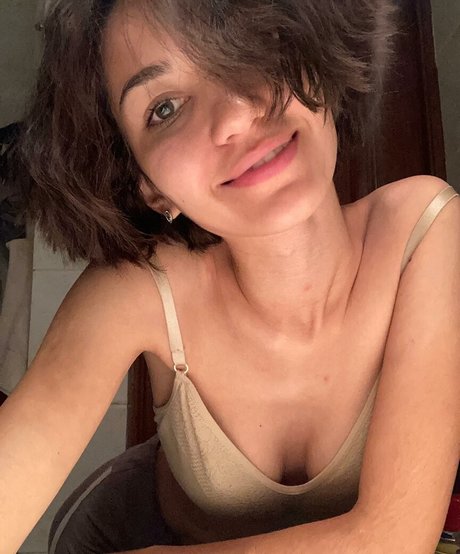 Adorable dina