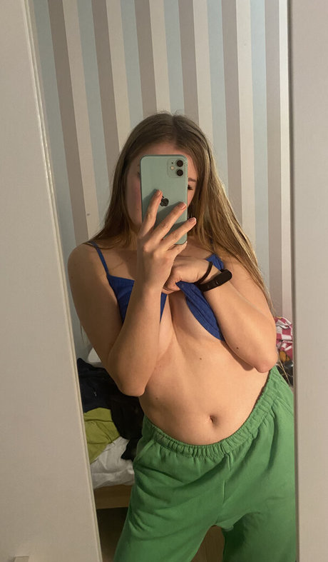 Naakte gelekte OnlyFans-foto van Chocolateolivia