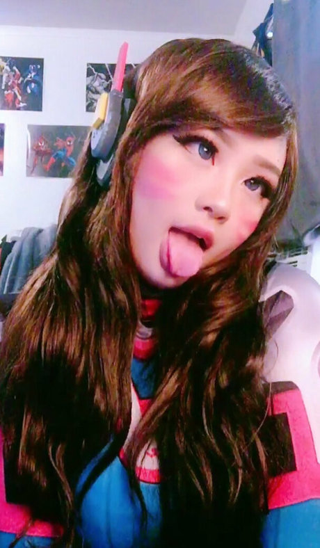 Naakte gelekte OnlyFans-foto van Cherryxprincess