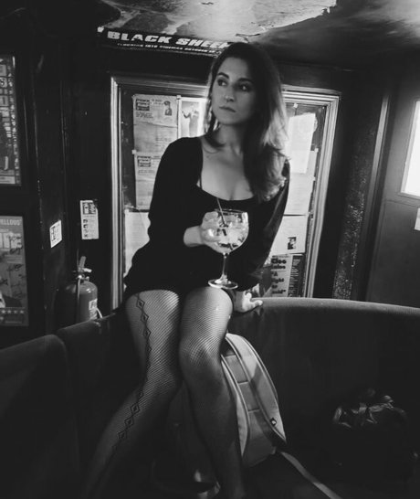Naakte gelekte OnlyFans-foto van Rebecca Gilliland