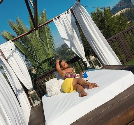 Naakte gelekte OnlyFans-foto van Kyla Pratt