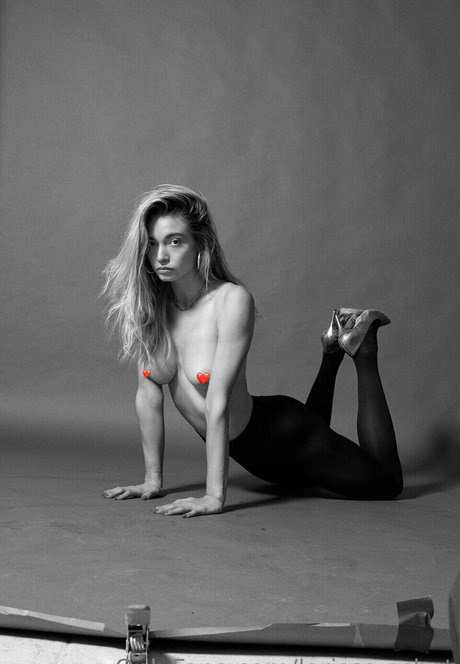 Larissa Schot
