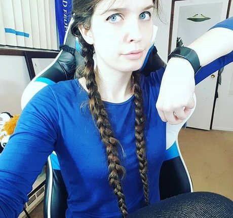 Naakte gelekte OnlyFans-foto van Warmfreshpaint