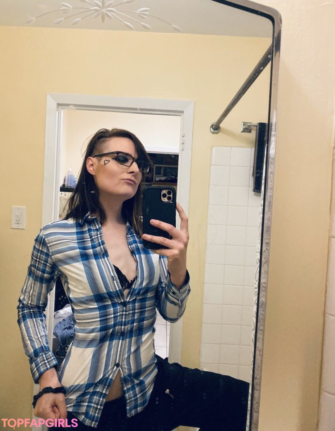 Naakte gelekte OnlyFans-foto van Ava Shade #42 Naakte gelekte OnlyFans-foto van Ava Shade #42