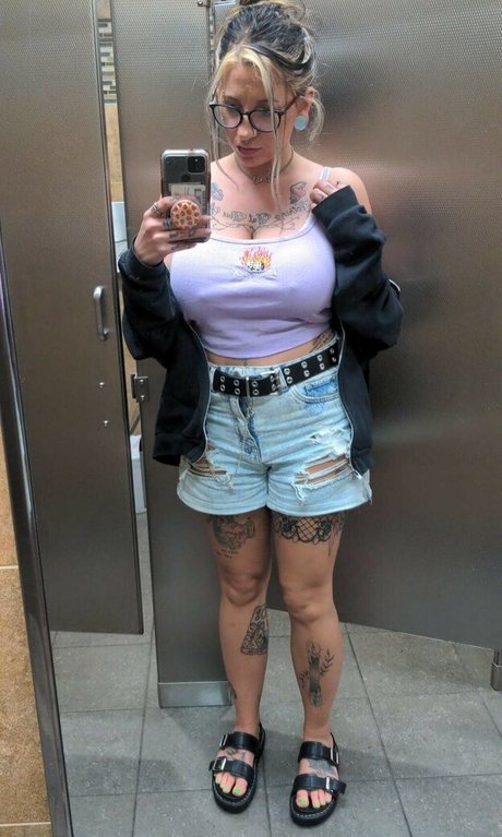 Naakte gelekte OnlyFans-foto van Crybaby1995