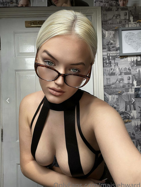 Naakte gelekte OnlyFans-foto van Ursexyblonde
