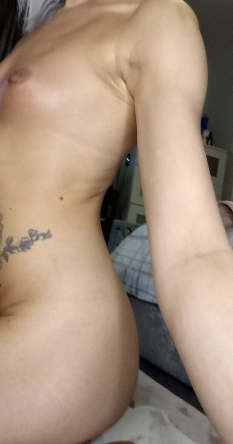 Naakte gelekte OnlyFans-foto van Stacey Louise