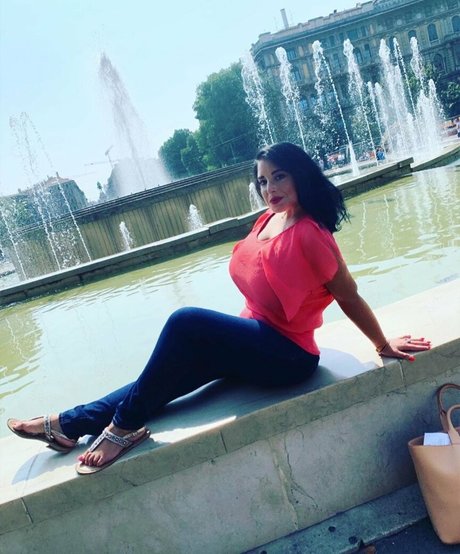 Naakte gelekte OnlyFans-foto van Valeria Vela